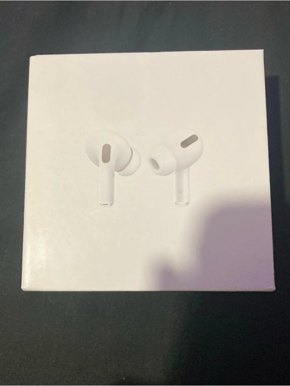 Apple White True Wireless Earbuds with Silicone Tips
